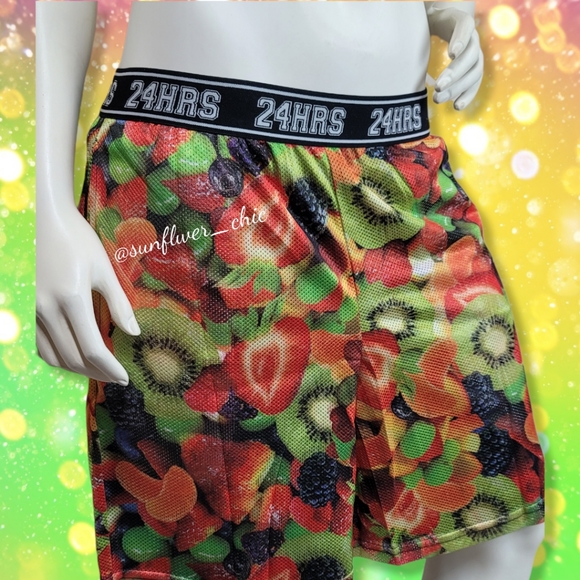 [NEW] 24hrs/Dolls Kill Unisex Fruit Basketball Shorts - Picture 5 of 9